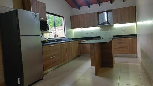 Lovely Home Near the Airport and Business District in Luque