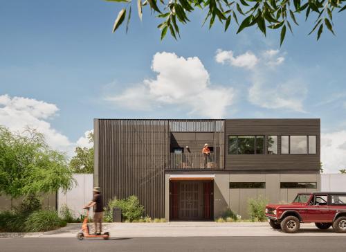 Frame Hotel - SoCo - image 5