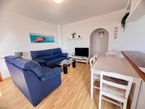 2 bedrooms, 3 beds