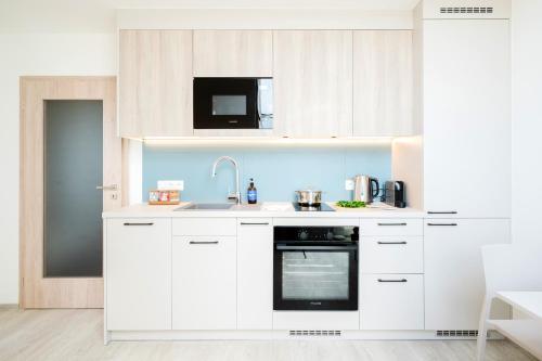 Prague Days - Bright Apartments with AC near Vyšehrad Castle - main image