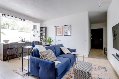 Modern 1BDMApartment Near Shopping Mall & Metro, Sofia