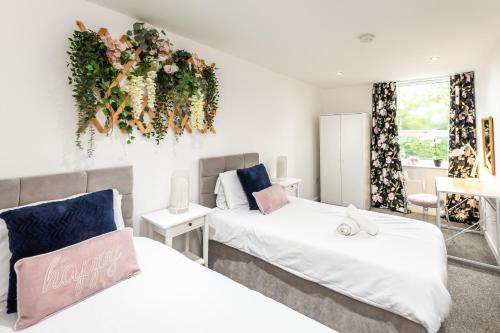 KGV Stays Millbrook Executive Smart Corporate Apartment with Excellent City Links