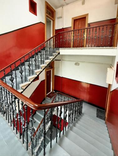 Tower View Apartment in Carrick