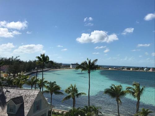 French Leave South Beach Dogtrot Villa villa in Governors Harbour