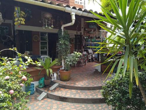 Exterior view, Villa Vilma in El Bobo