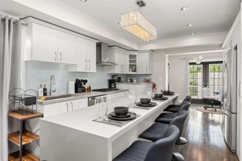Entire Unit - Steps From History - 5 Mins To Beaches, Toronto (foto 10)