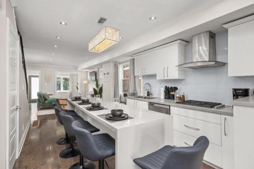 Entire Unit - Steps From History - 5 Mins To Beaches, Toronto (foto 9)