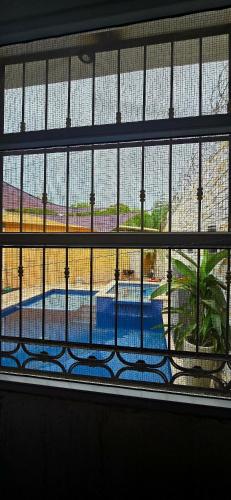 Moderna Casa con piscina , jacuzzi y generador electrico in Puerto Barrios