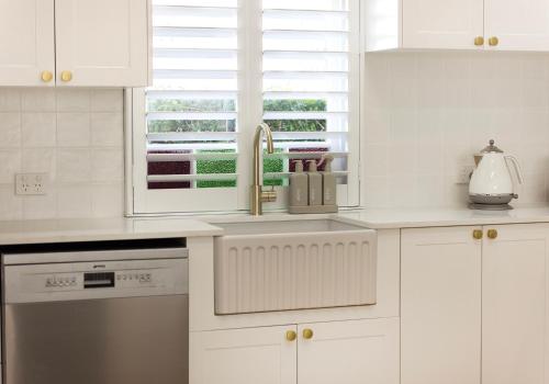 Kitchen, Seabreeze Luxury Beach House Kiama in Kiama