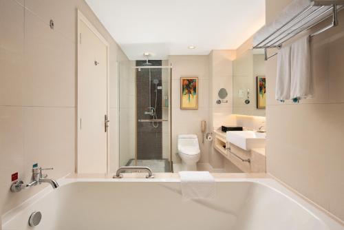 room detail thumbnail 2