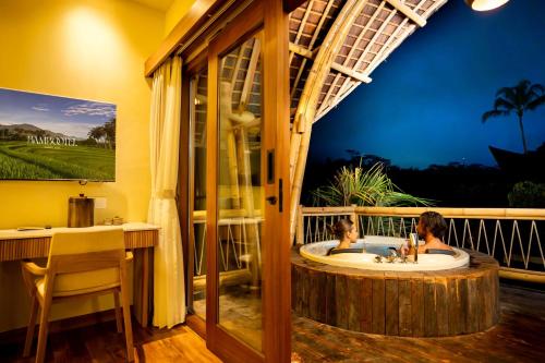 room detail thumbnail 2