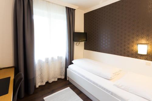 Hotel Villa Solln 1.9km von Pullach im Isartal entfernt