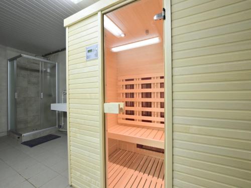 Gyógyfürdő, Holiday Home in Rogery with Sauna in Spa városközpont
