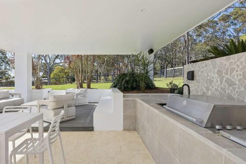 La La Land by Coast Hosting in Kariong