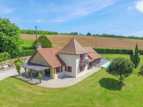Luxury Villa in St Medard D excideuil with Sauna - Accommodation - Saint-Médard-dʼExcideuil