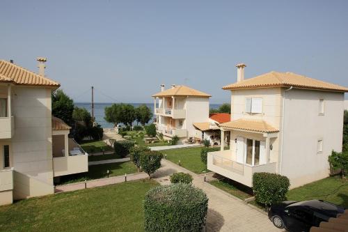  Diakopto Beachfront Villa, Pension in Diakopto bei Nikolaíika