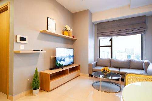 Tropical House at RiverGate
