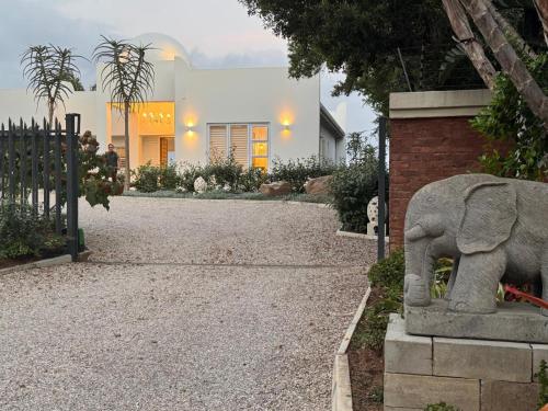 Entrance, The Villa At Nakai in Trafalgar