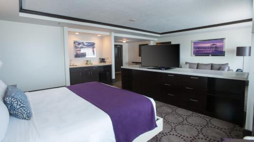 Harrah's Gulf Coast Hotel & Casino image 13