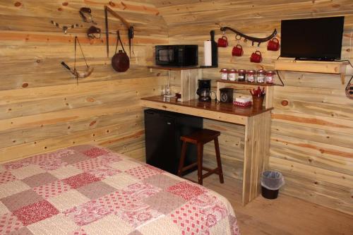Silver Cabin in The Western Barn - main image