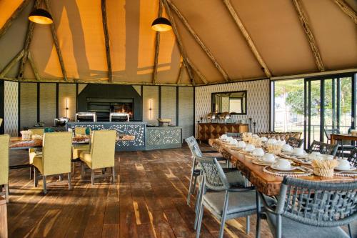 Restaurant, Chobe River Camp in Katima Mullo