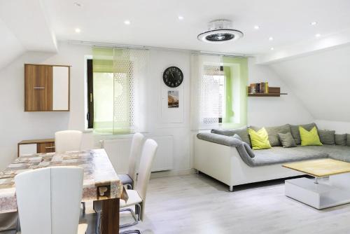 Ferienwohnung Jasmin in 哈斯富特