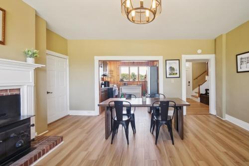 Peaceful Retreat with Scenic Surroundings home in Inwood (WV)