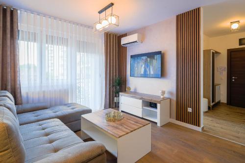 MIONIK Home, Subotica