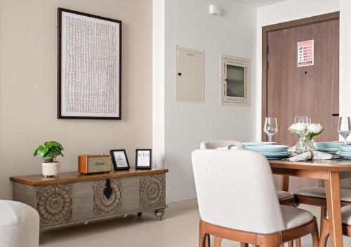 Elegant 1BHK Dubai Private Beachfront, Dubai (photo 8)