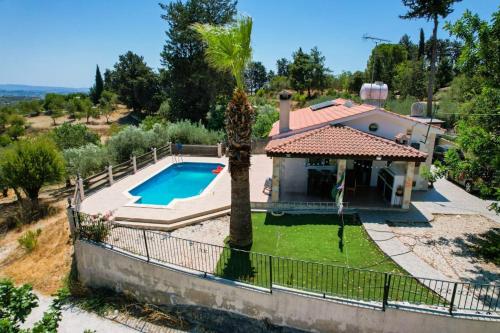 Peaceful Kallepia Villa with Private Pool & Mountain Views, Paphos (foto 3)