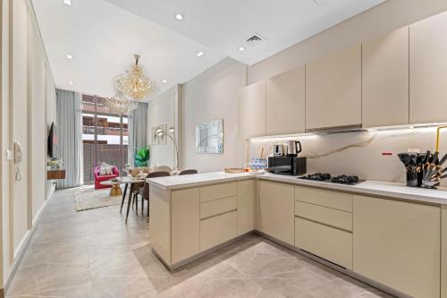Brand New Stylish Unit near Circle Mall, Dubai (photo 9)
