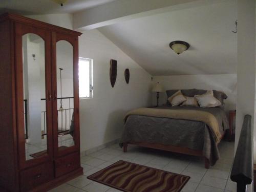 Serenity Sands Bed and Breakfast in Corozal
