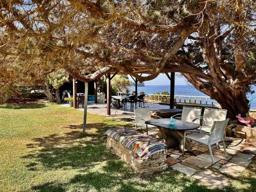 Dārzs, Genari Beach Apartments -Garden view Apartment in Mpouka (Ilia)