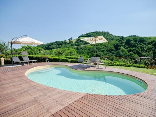  Pet-Friendly Villa with Pool, Unterkunft in Urbino