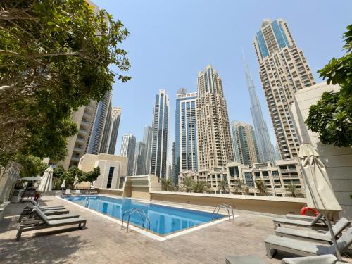 Lux Upscale Living Walk to Dubai Mall, Dubai