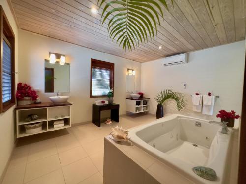 The Hideaway Collection at Nonsuch Bay in Freetown