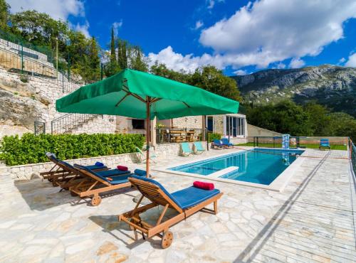 Villa Falcon Rook - image 12