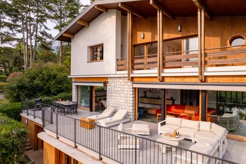 Villa Sarmaz les pieds dans l'eau gîte à louer Chalet 3* "Plan Vert"