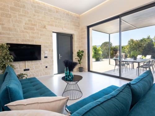 PanStel - Villa Solene with private pool in Theriso