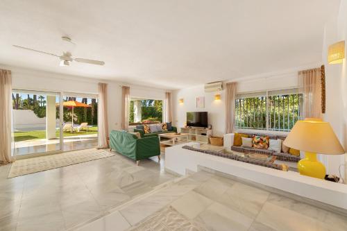 Casa el Sur Beachside in Marbella in เอล ปาไรโซ