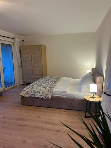 Laubushof - Idyllisches Apartment im Grunen mit Balkon in Villmar
