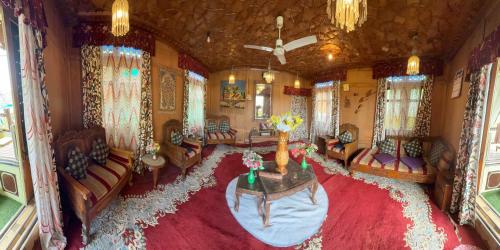 Houseboat Patloo Palace - image 3