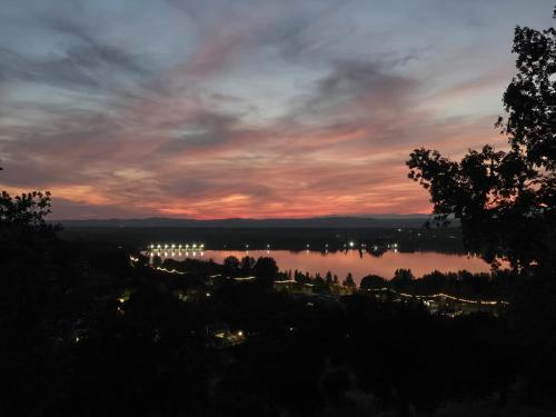 The White House in 卡薩萊加斯