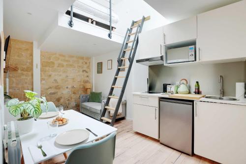 Kitchen, Cosy apartment in Kremlin with 1 room in Le Kremlin Bicetre