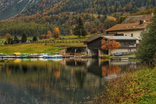 Hotel Alpenrose in Curon Venosta