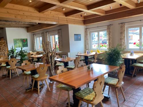 Restoranas, Hotel Chalamandrin in Ftanas