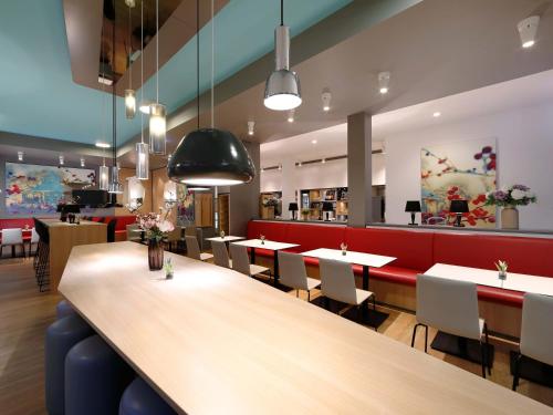 Bar/Lounge, B&B HOTEL Potsdam in Potsdam