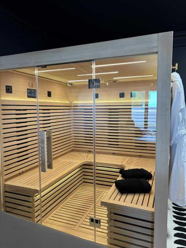 L'Or du Temps Spa privatif & ambiance romantique in Aubermesnil-Beaumais