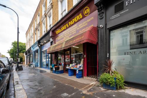 Elegant 2BD Flat Near Hampstead Heath - image 5
