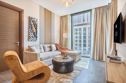 STAY BY LATINEM Luxury 2BR Holiday Home CC 911 Near Burj Khalifa, Dubai (Foto 4)